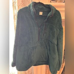 PINK XL Sherpa quarter-zip sweatshirt